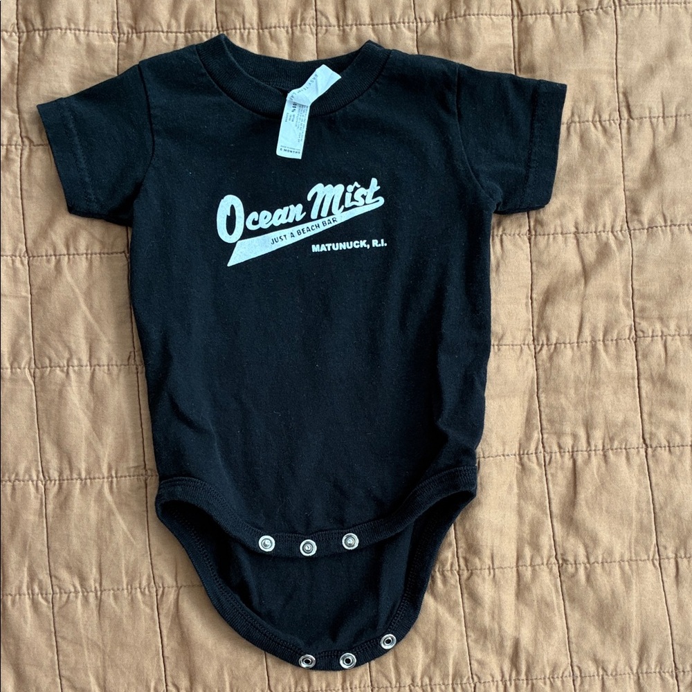 Black Baby Short Sleev Bodysuit, Ocean Mist Matunuck, RI, 6 Months